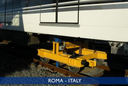 CARRELLI PER OFFICINA